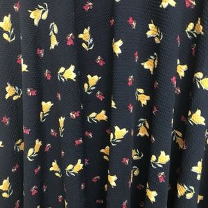 LuLaRoe Dresses - LuLaRoe Nicole XL Red Black Floral Pleated Dress LuLaRoe Dresses - LuLaRoe Nicole XL Red Black Floral Pleated Dress